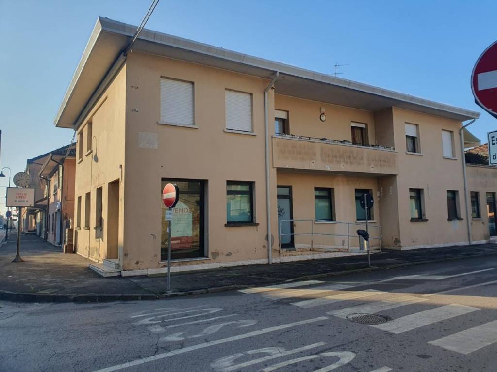 negozio in vendita a Taglio di Po
