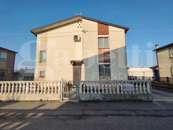 casa indipendente in vendita a Taglio di Po