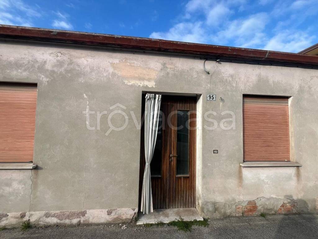 casa indipendente in vendita a Taglio di Po