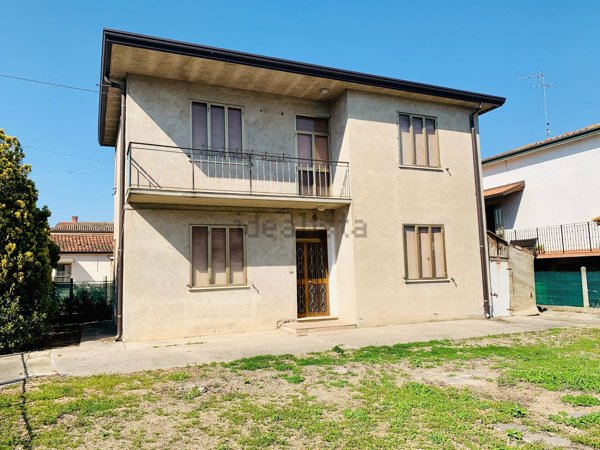 casa indipendente in vendita a Taglio di Po