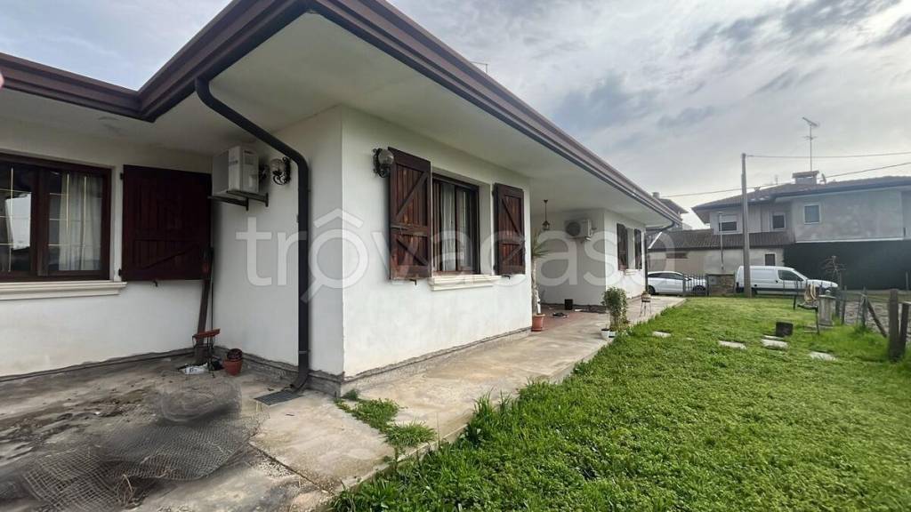 villa in vendita a Taglio di Po