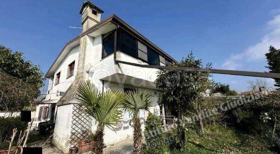 casa indipendente in vendita a Taglio di Po