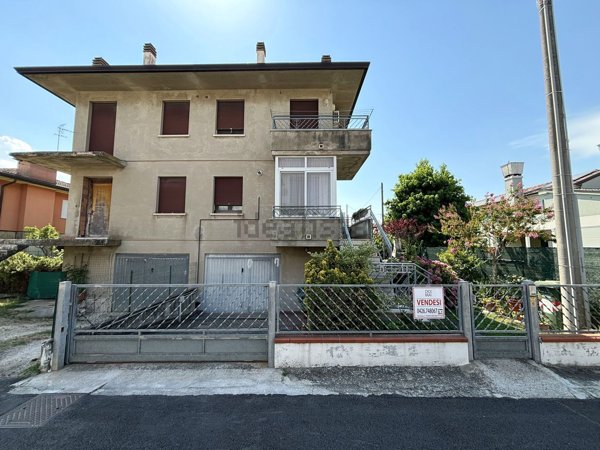 quadrivano in vendita a Taglio di Po