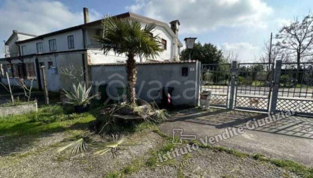 terreno edificabile in vendita a Taglio di Po