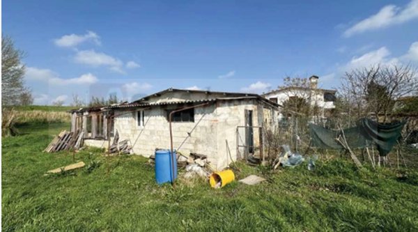 casa semindipendente in vendita a Taglio di Po