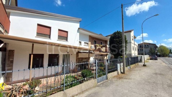 casa indipendente in vendita a Taglio di Po