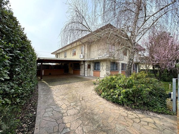 casa indipendente in vendita a Taglio di Po