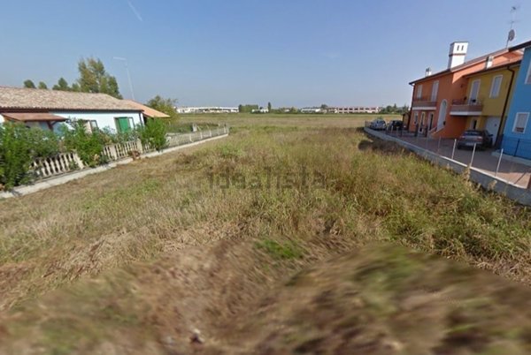terreno edificabile in vendita a Taglio di Po