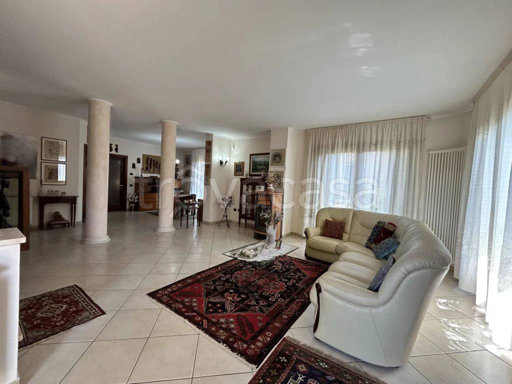 casa indipendente in vendita a Taglio di Po