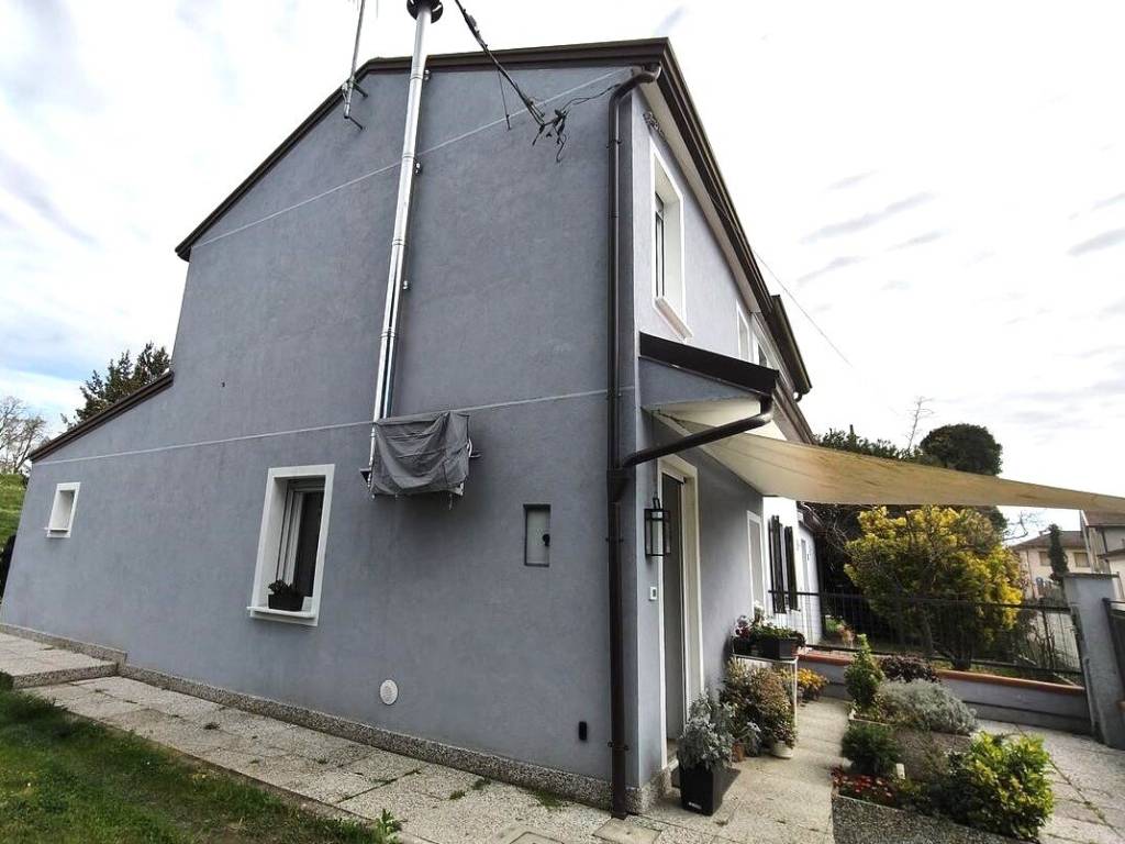 casa indipendente in vendita a Taglio di Po