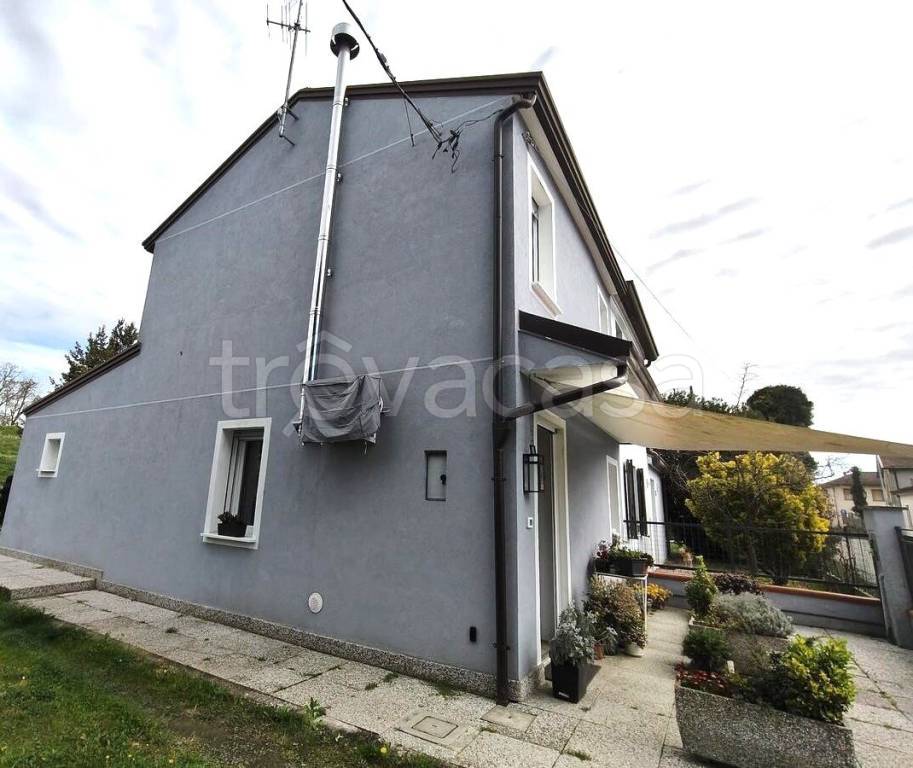 casa indipendente in vendita a Taglio di Po