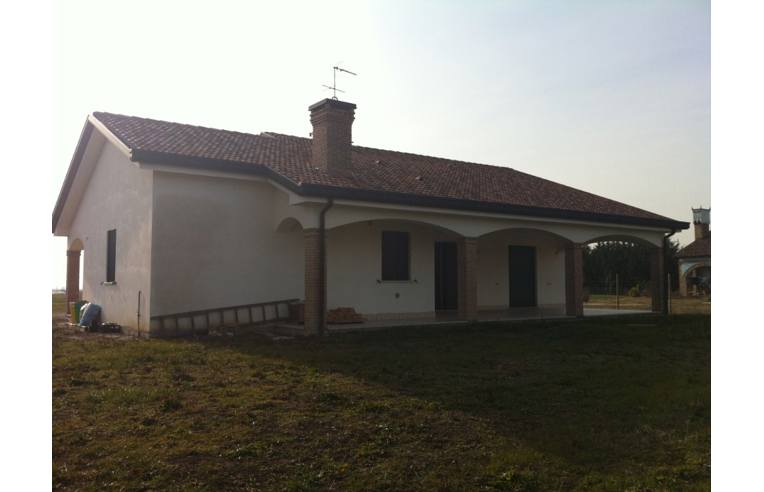 casa indipendente in vendita a Taglio di Po