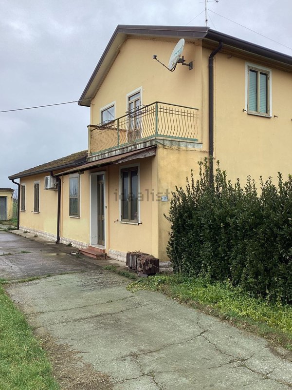 casa indipendente in vendita a Taglio di Po