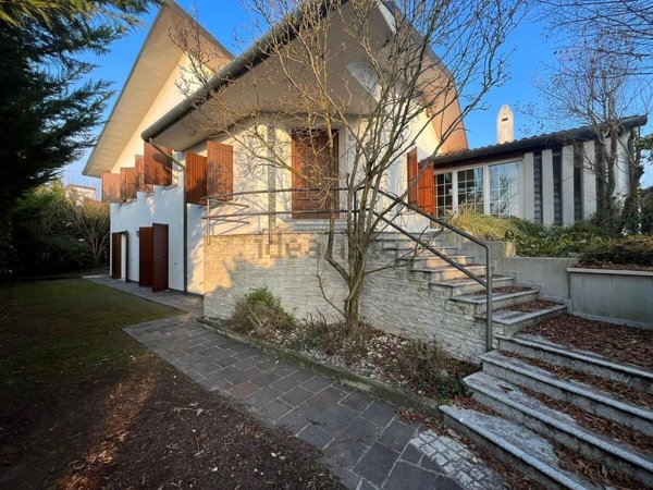 casa indipendente in vendita a Taglio di Po