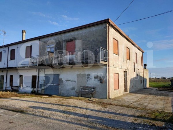 casa indipendente in vendita a Taglio di Po