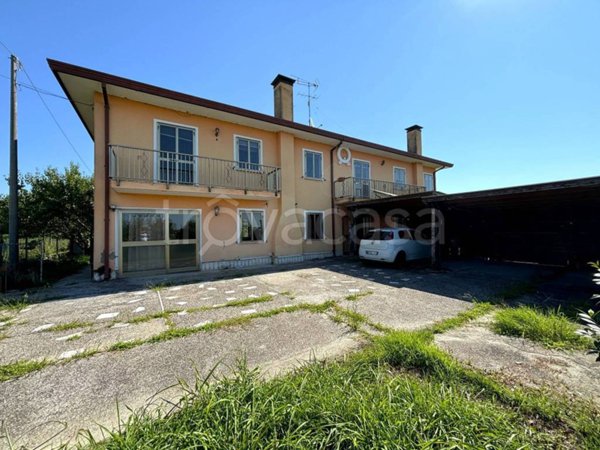 casa indipendente in vendita a Taglio di Po