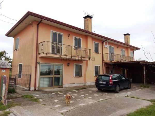 casa indipendente in vendita a Taglio di Po