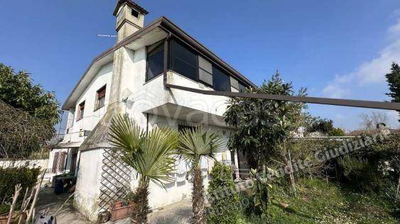 terreno edificabile in vendita a Taglio di Po