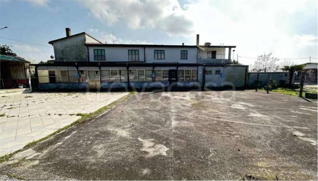 negozio in vendita a Taglio di Po