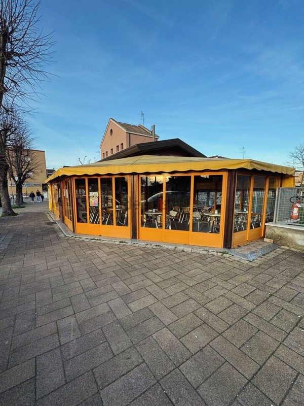 negozio in vendita a Taglio di Po