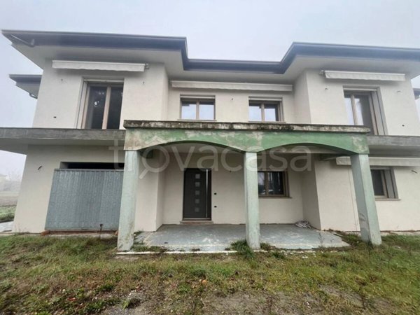 casa indipendente in vendita a Taglio di Po