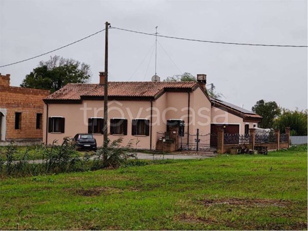 casa indipendente in vendita a Taglio di Po