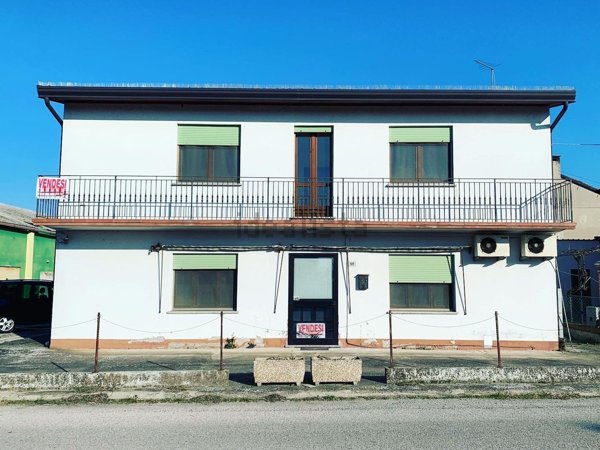 casa indipendente in vendita a Taglio di Po