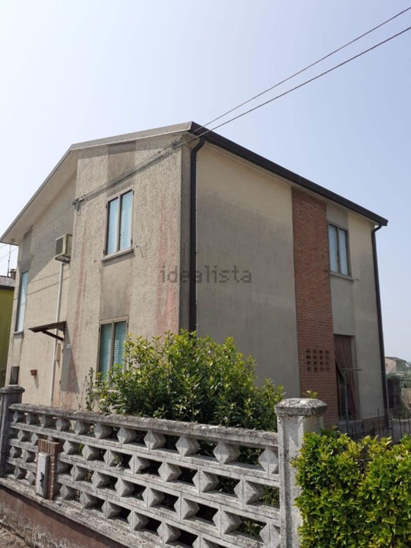 casa indipendente in vendita a Taglio di Po