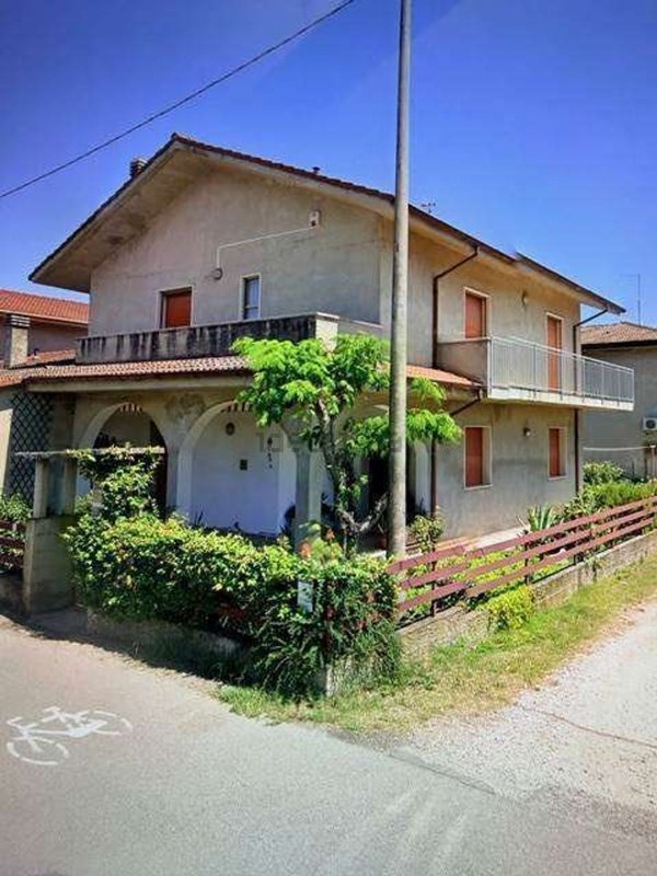 casa indipendente in vendita a Taglio di Po