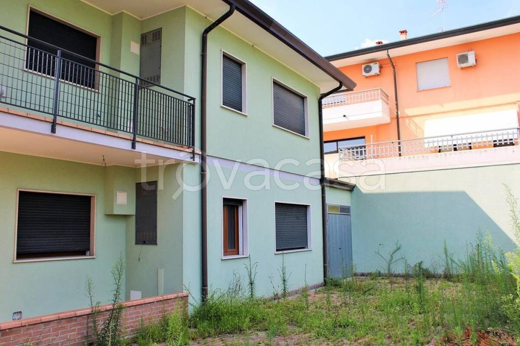 casa indipendente in vendita a Taglio di Po