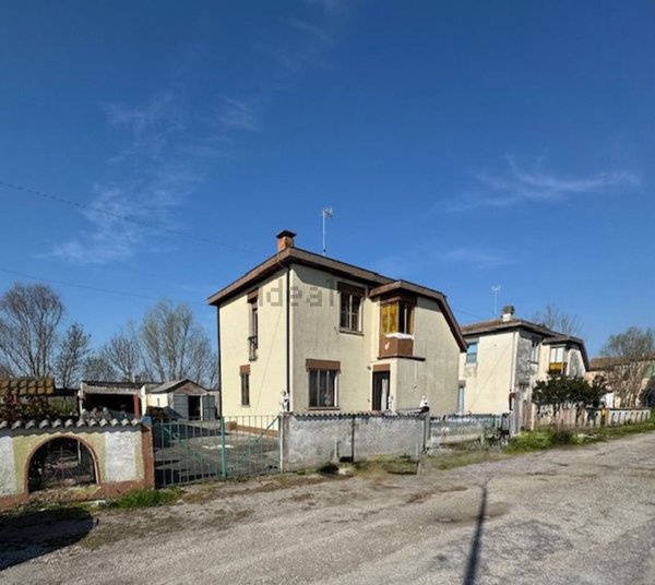 casa indipendente in vendita a Taglio di Po