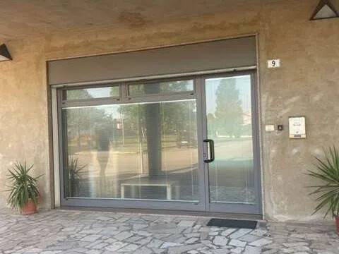 negozio in vendita a Taglio di Po