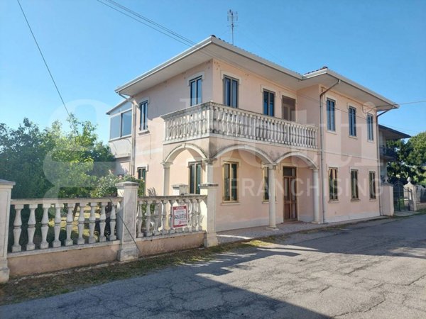 casa indipendente in vendita a Taglio di Po