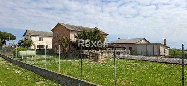 casa indipendente in vendita a Taglio di Po