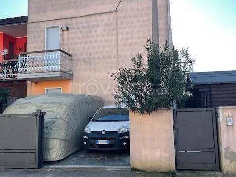 casa indipendente in vendita a Taglio di Po