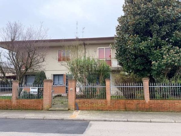 casa indipendente in vendita a Taglio di Po