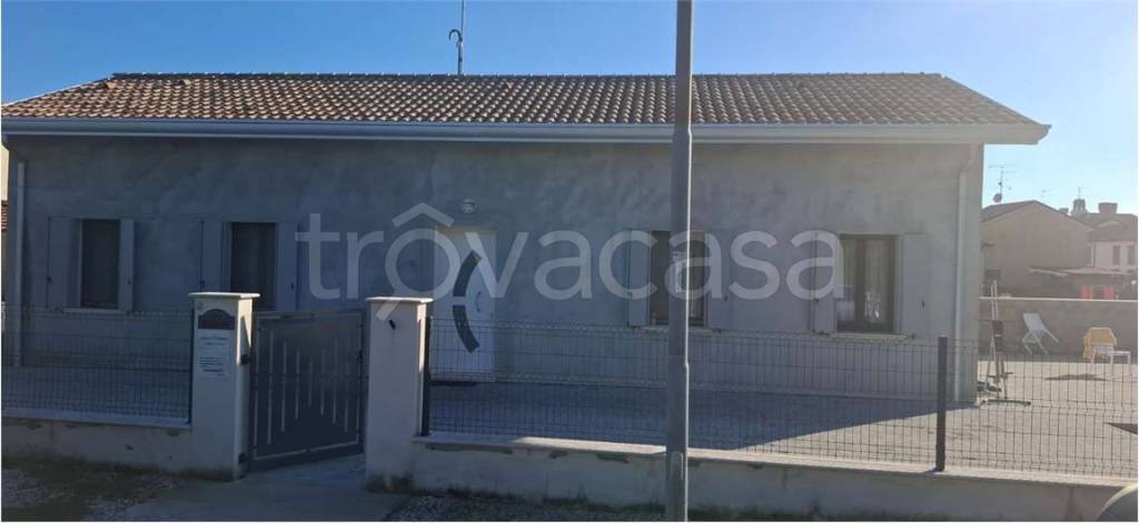 casa indipendente in vendita a Taglio di Po in zona Ca'Zeno