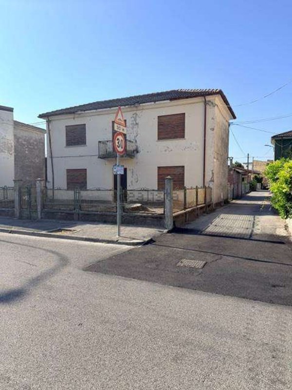 casa indipendente in vendita a Taglio di Po