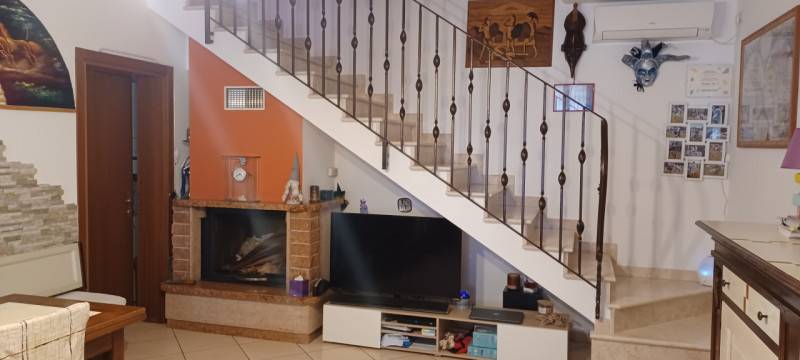 ufficio in vendita a Trecenta in zona Pissatola