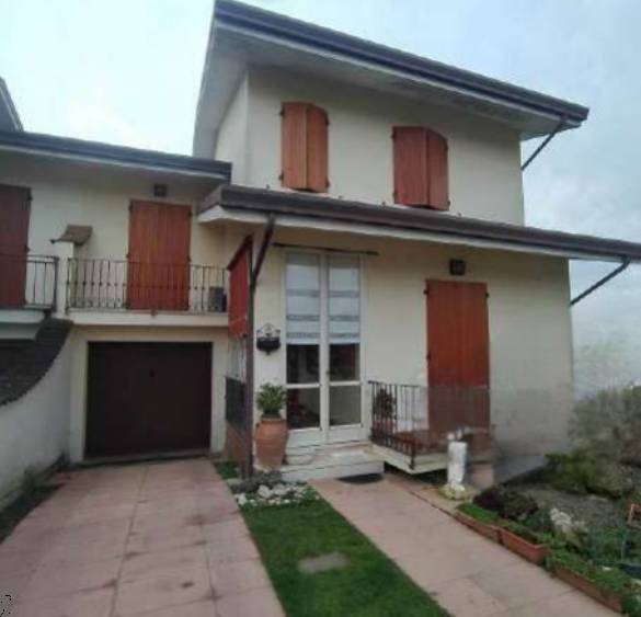casa indipendente in vendita a Trecenta