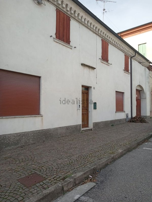 casa indipendente in vendita a Trecenta