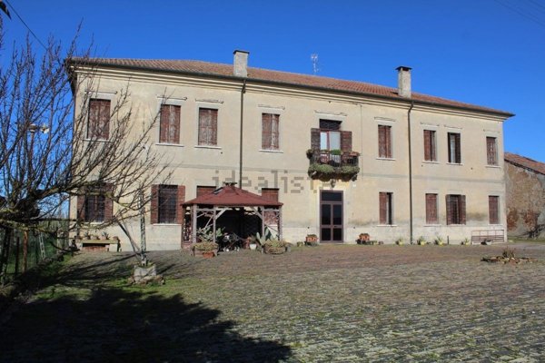 casa indipendente in vendita a Trecenta in zona Sariano