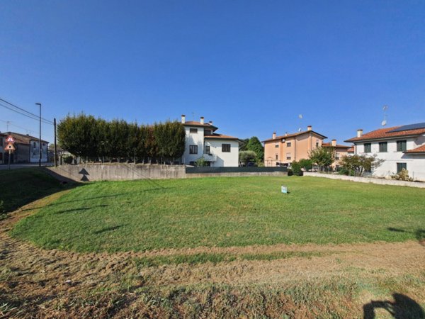 terreno edificabile in vendita a Villadose
