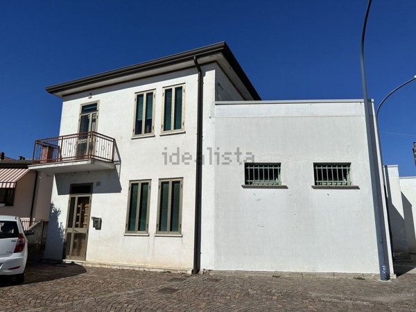 casa indipendente in vendita a Villadose