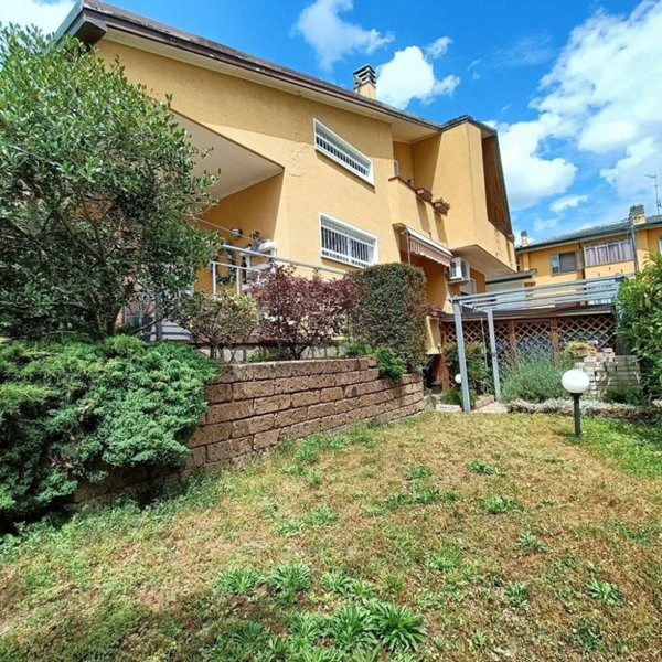 casa indipendente in vendita a Villadose