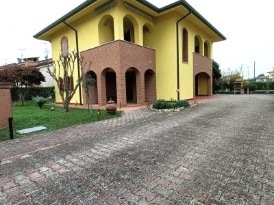 casa indipendente in vendita a Villadose