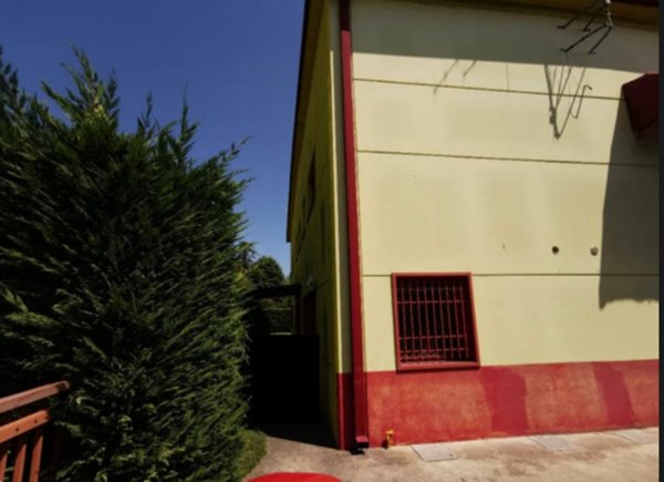 locale di sgombero in vendita a Villadose