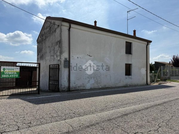 casa indipendente in vendita a Villadose