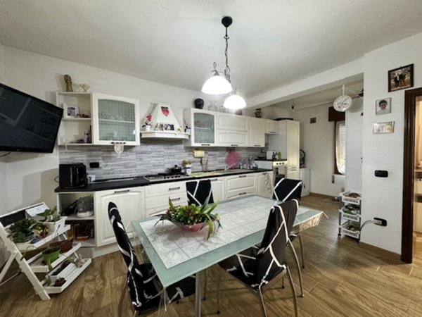 casa indipendente in vendita a Villadose