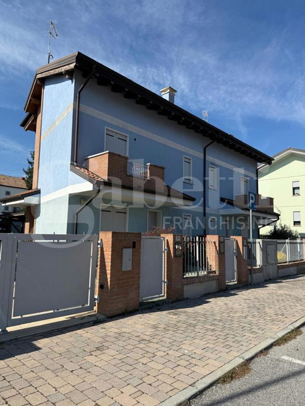 appartamento in vendita a Villadose